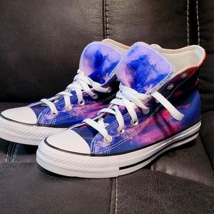 NWOT Converse Chuck Taylor’s Hi Ombré Sneaker